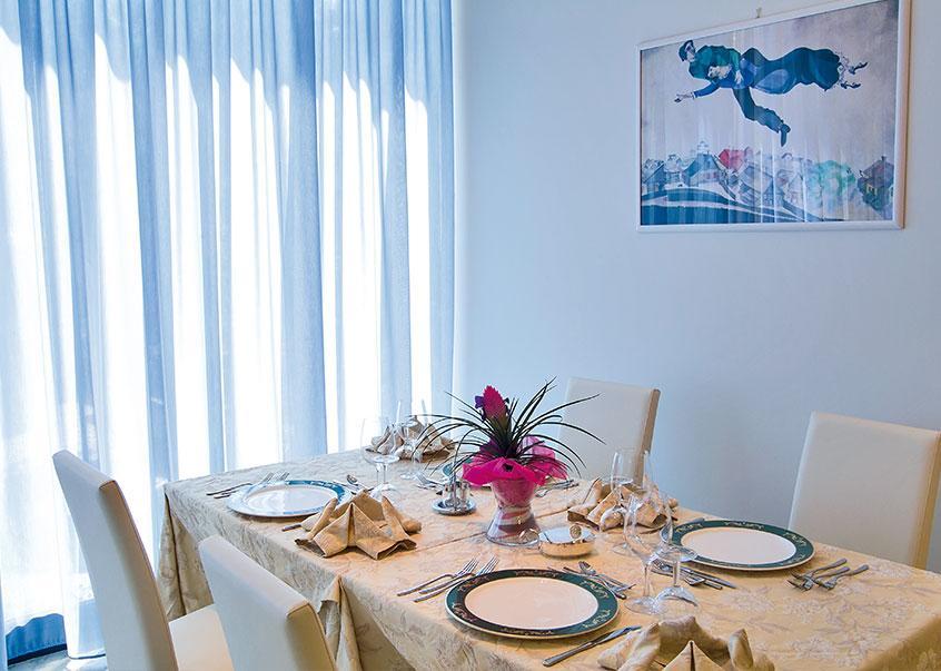 Renzo Hotel Cesenatico Ngoại thất bức ảnh