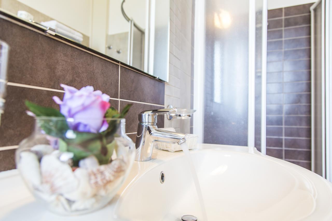 Renzo Hotel Cesenatico Ngoại thất bức ảnh