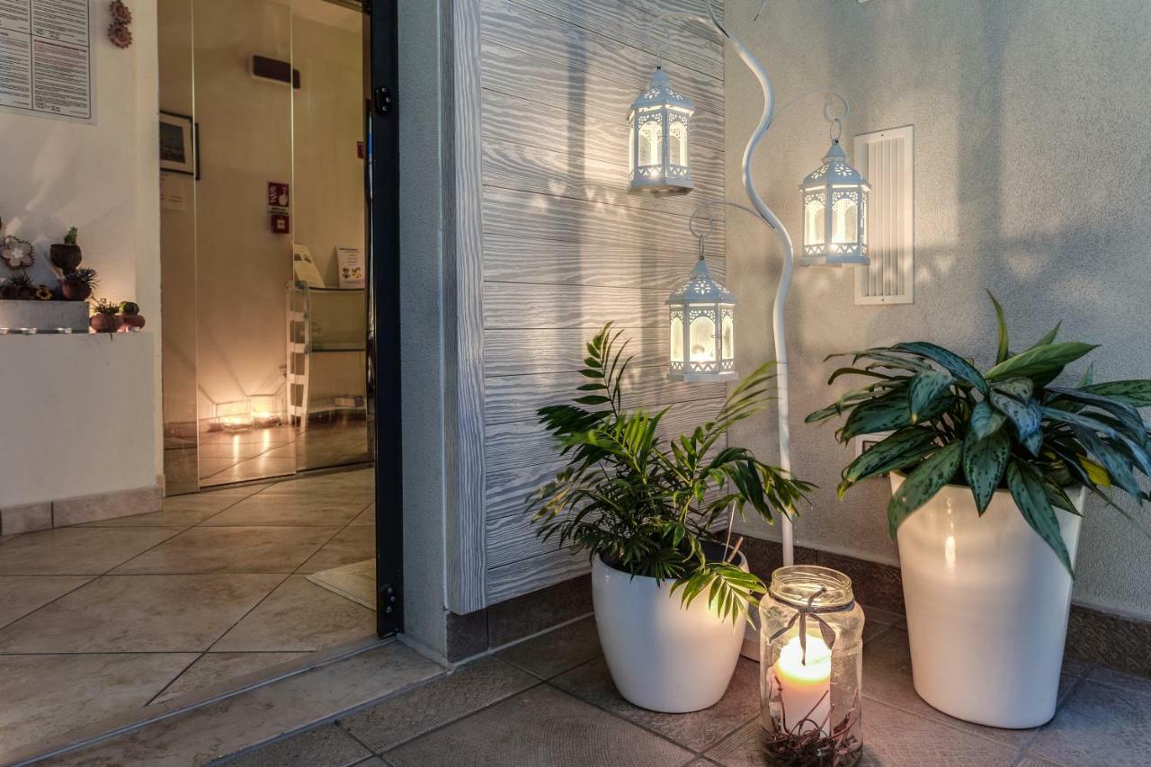 Renzo Hotel Cesenatico Ngoại thất bức ảnh